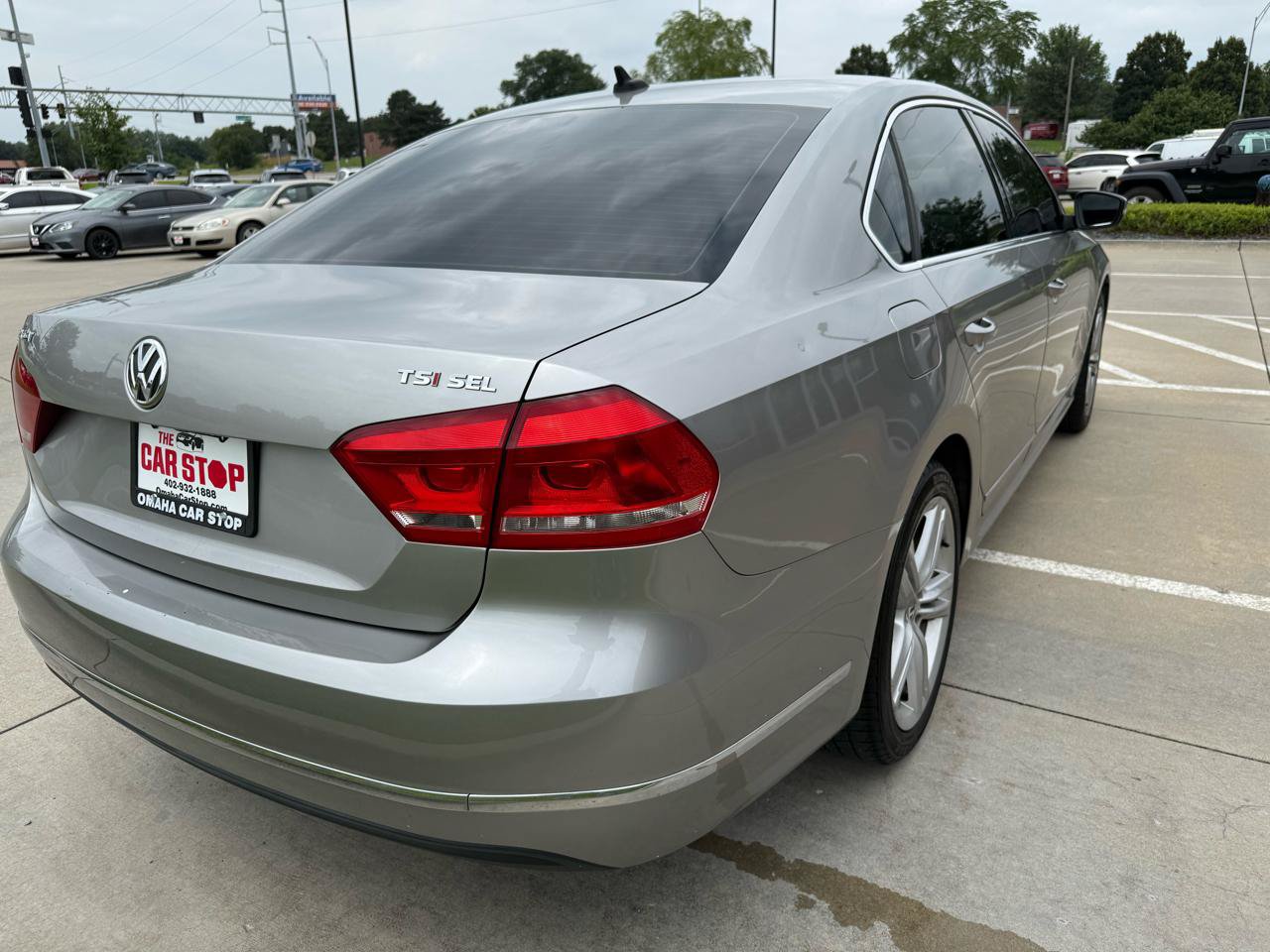 Used 2014 Volkswagen Passat 1.8T SEL Premium FWD image 6