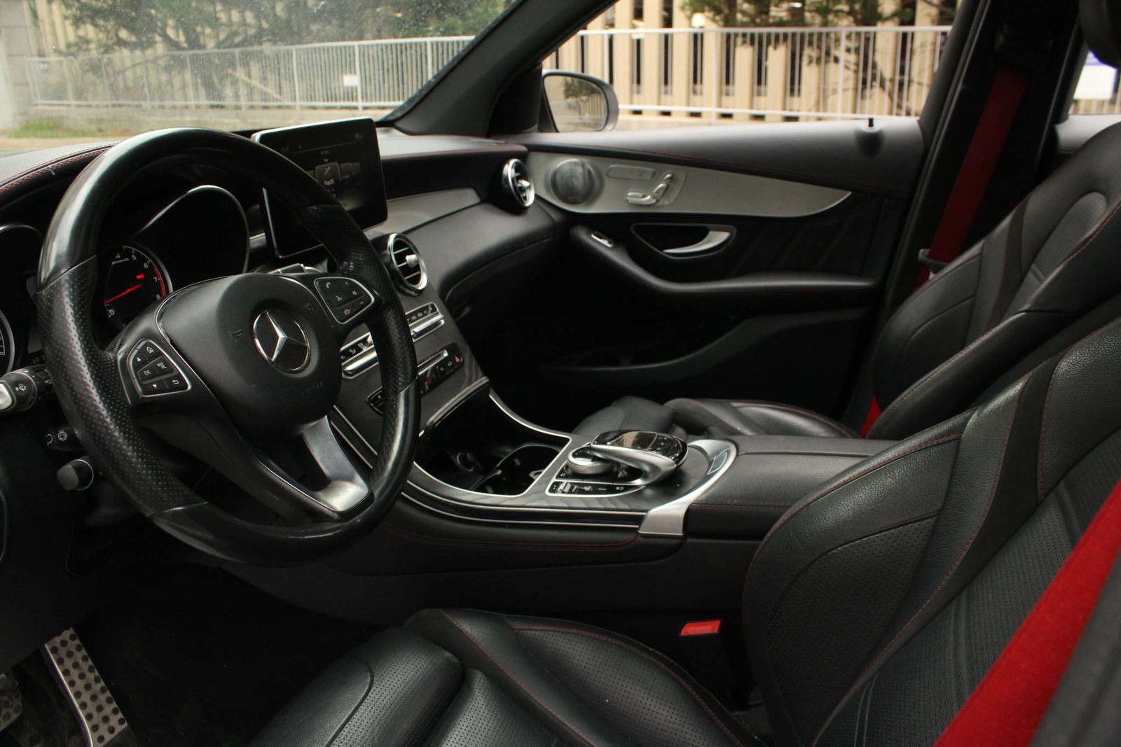 Used 2018 Mercedes-Benz GLC 43 AMG 4MATIC image 14