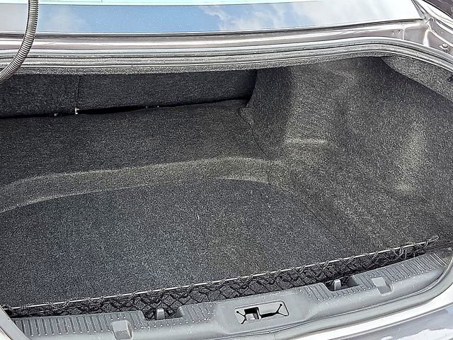 Used 2012 Ford Taurus Limited FWD image 10