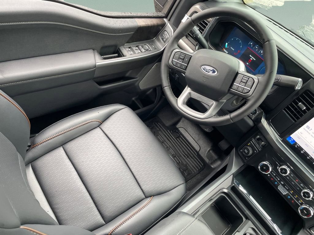 New 2026 Ford F350 Lariat w/ FX4 Off-Road Package image 13