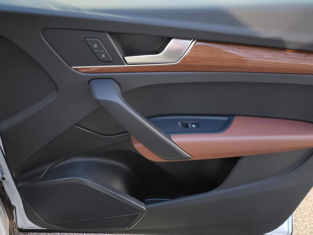 Used 2022 Audi Q5 2.0T Premium image 19