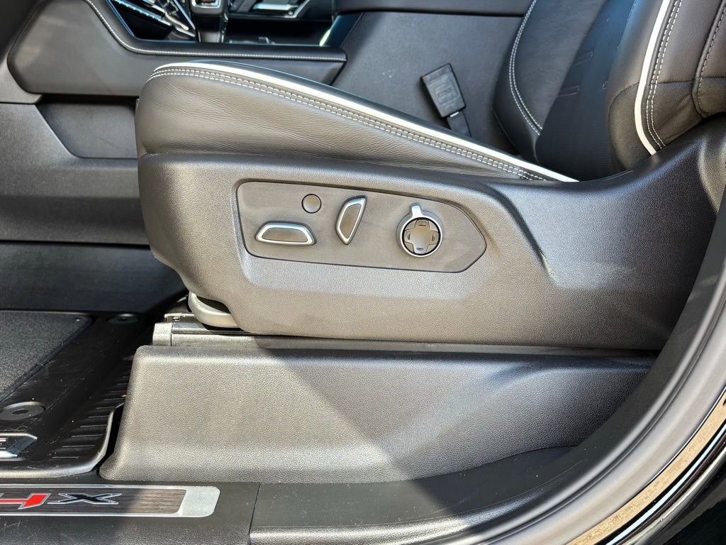 Used 2026 GMC Sierra 1500 AT4X image 14