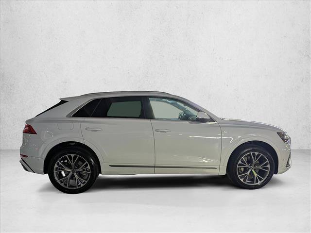 Used 2023 Audi Q8 Premium Plus w/ Premium Plus Package AWD/4WD image 4