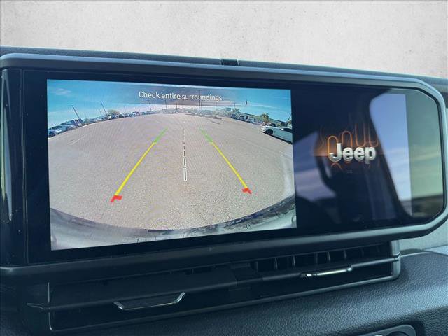 Used 2025 Jeep Wrangler Sport S image 18