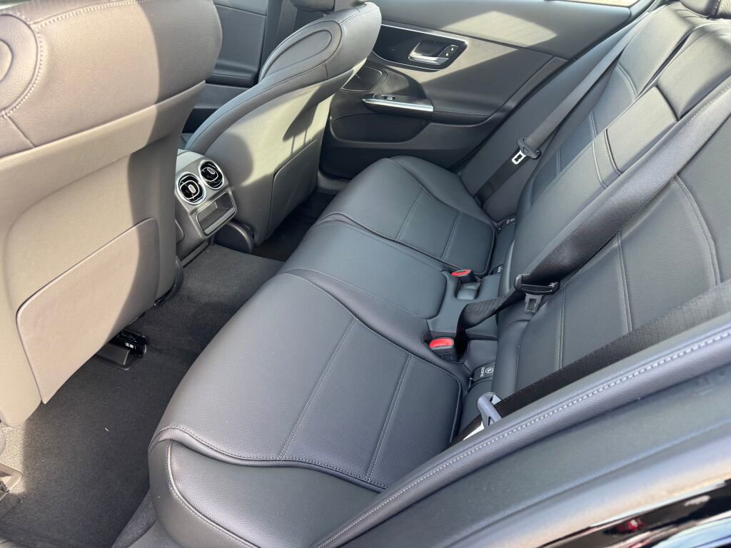 New 2026 Mercedes-Benz C 300 4MATIC Sedan image 15