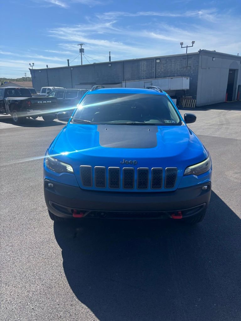 Used 2022 Jeep Cherokee Trailhawk image 1