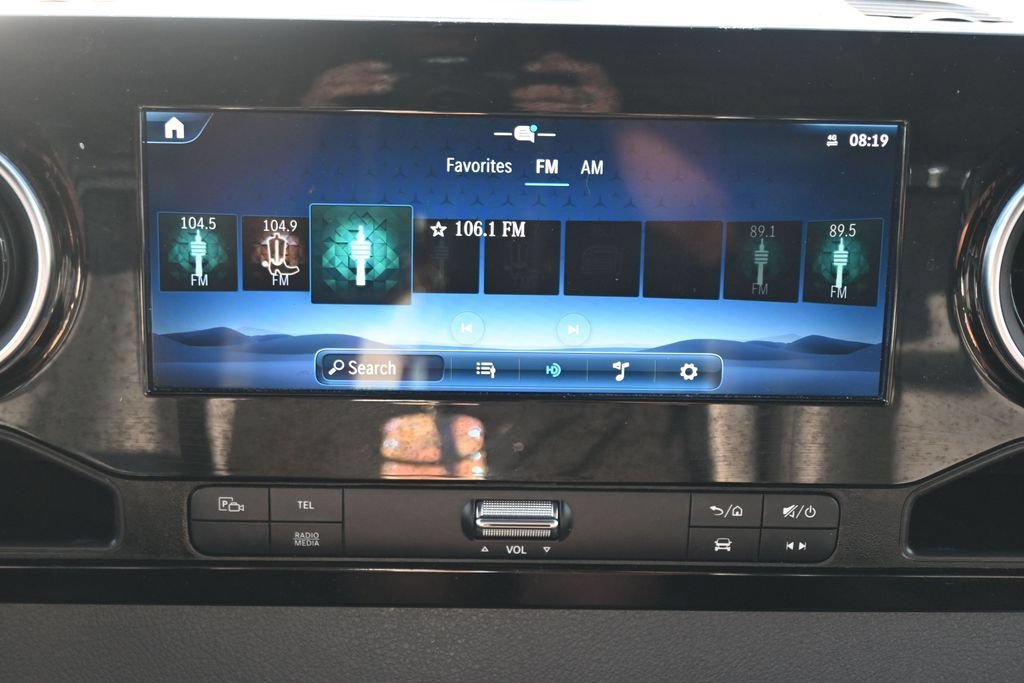 Used 2025 Mercedes-Benz Sprinter 2500 image 21