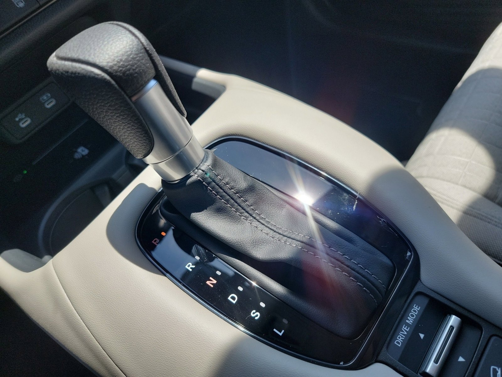 New 2026 Honda HR-V LX image 19