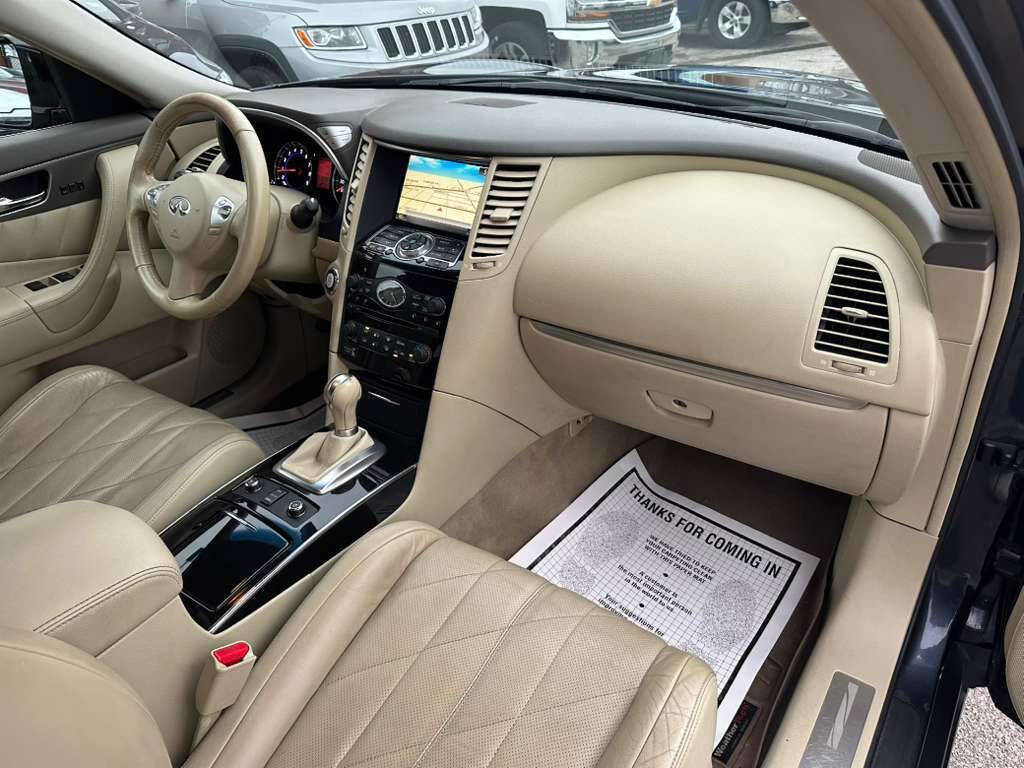 Used 2011 INFINITI FX35 2WD w/ Premium Pkg image 14