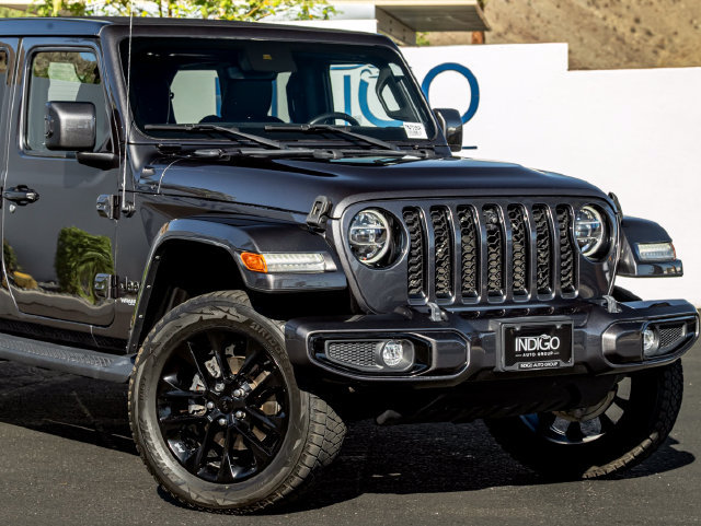 Used 2021 Jeep Wrangler Unlimited Sahara AWD/4WD image 5