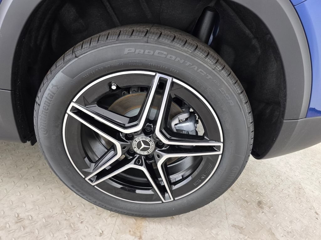 New 2026 Mercedes-Benz GLB 250 image 13