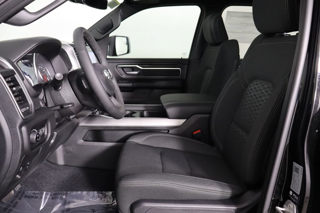 New 2026 RAM 1500 Big Horn AWD/4WD image 13