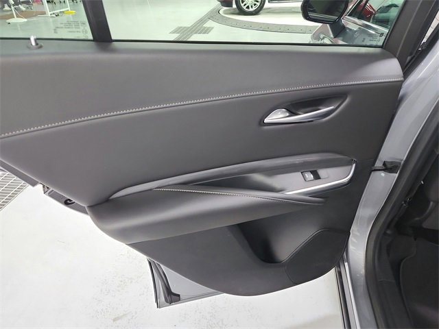 Used 2024 Cadillac XT4 Premium Luxury image 34