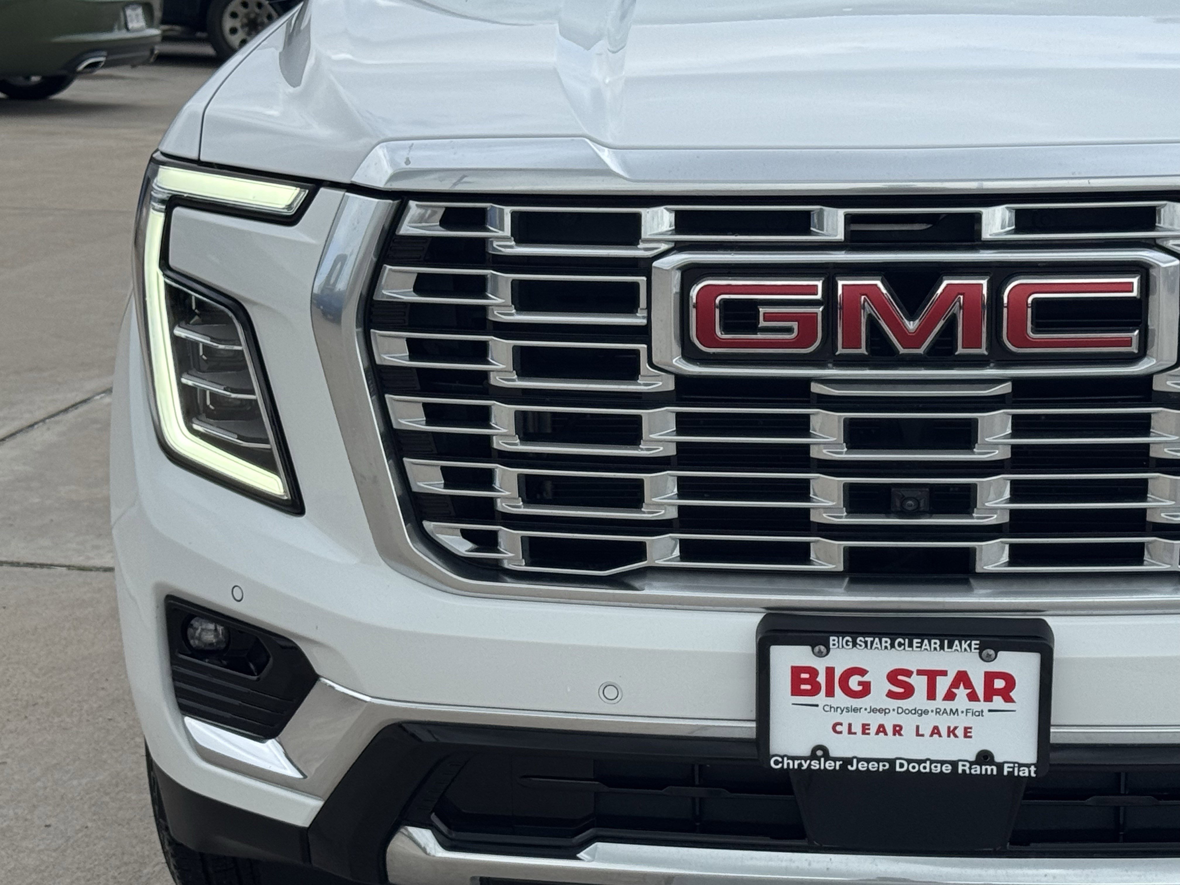 Used 2025 GMC Yukon Denali image 6