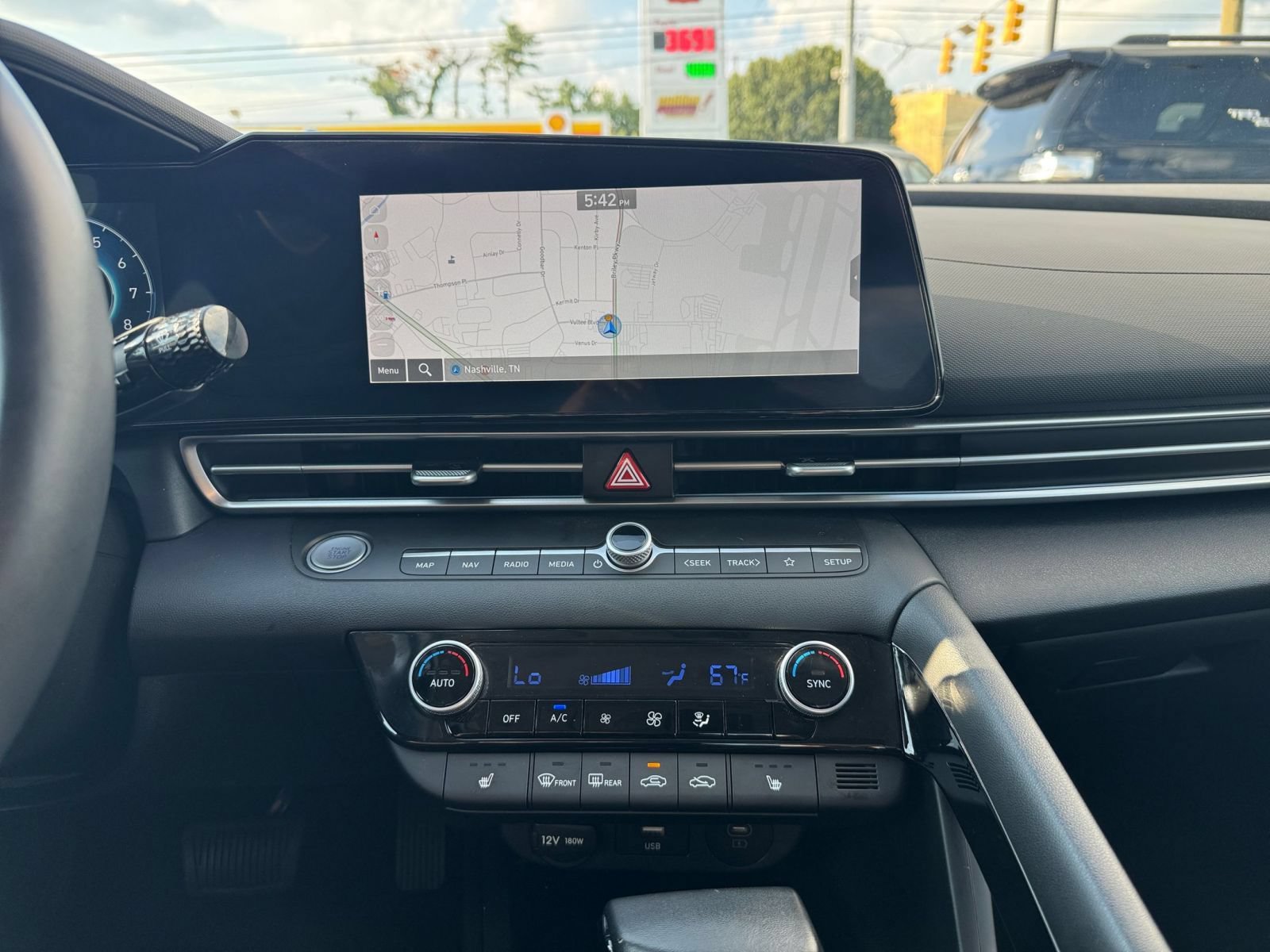 Used 2025 Hyundai Elantra SEL FWD image 17