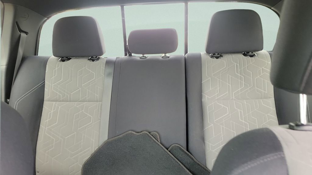 Used 2022 Toyota Tacoma TRD Sport w/ Technology Package image 21