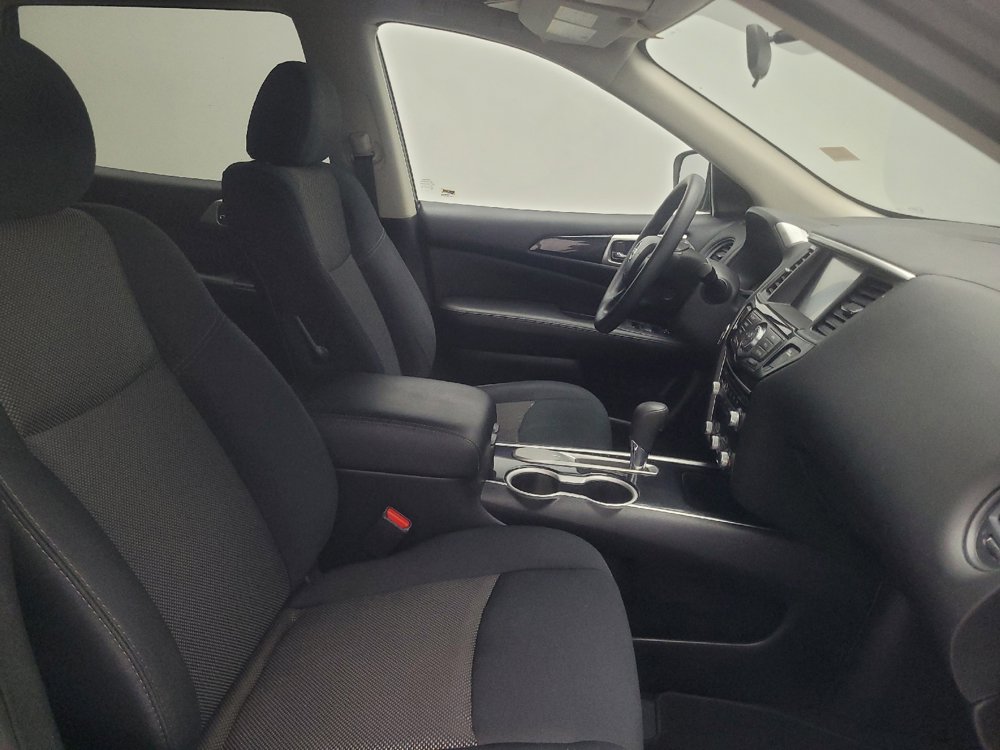 Used 2019 Nissan Pathfinder S FWD image 21