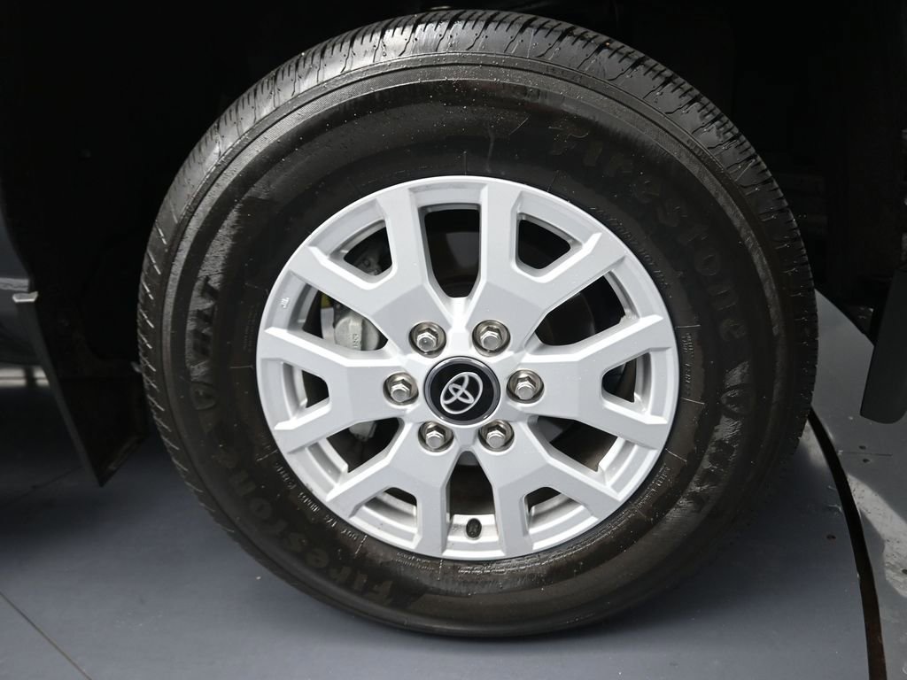 Used 2024 Toyota Tacoma SR5 RWD image 5