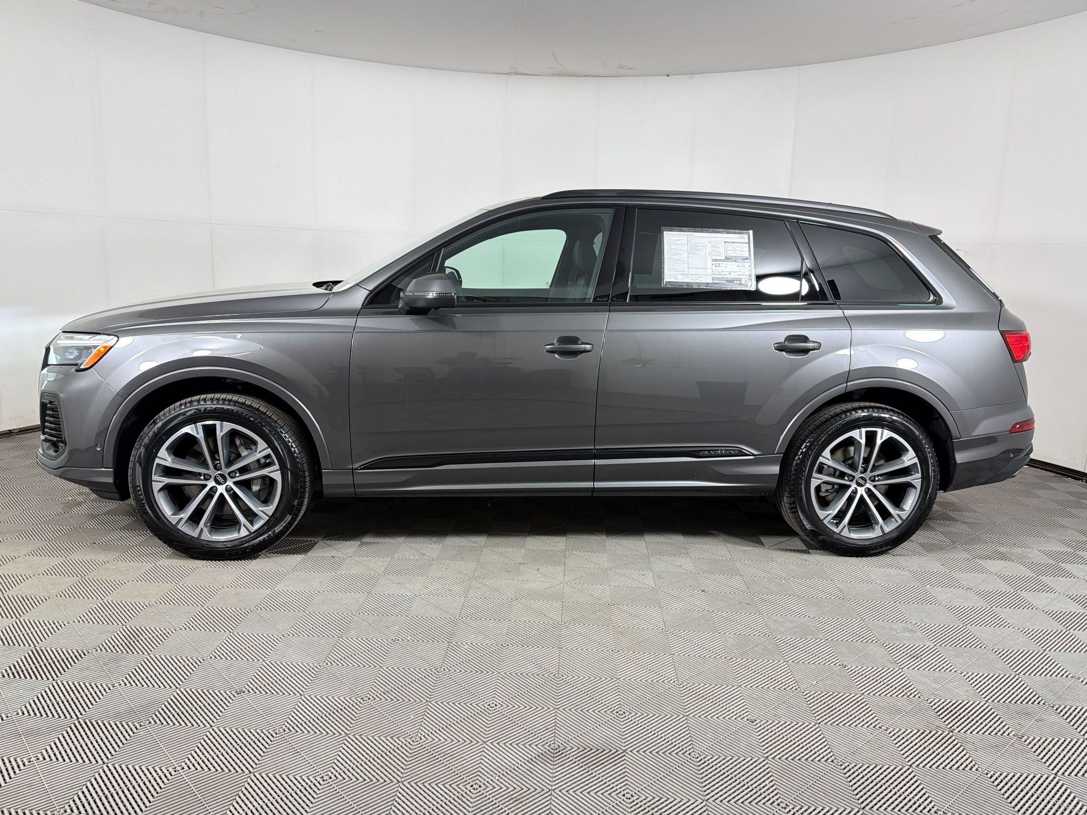 New 2026 Audi Q7 2.0T Premium AWD/4WD image 2