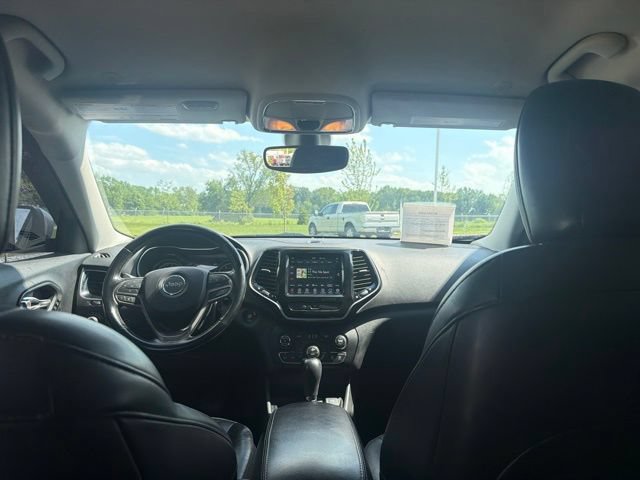 Used 2020 Jeep Cherokee Limited FWD image 16