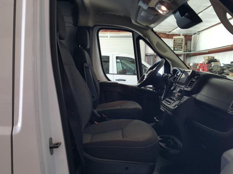 Used 2024 RAM ProMaster 2500 w/ Convenience Group FWD image 20