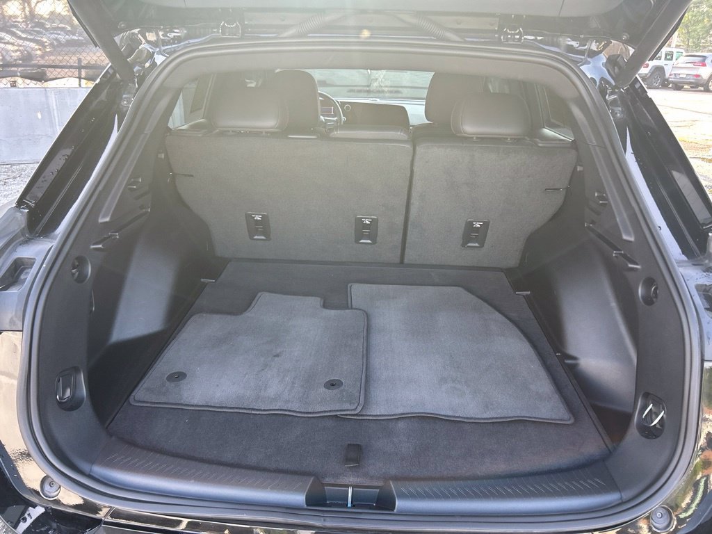 Used 2024 Chevrolet Equinox EV RS FWD image 30