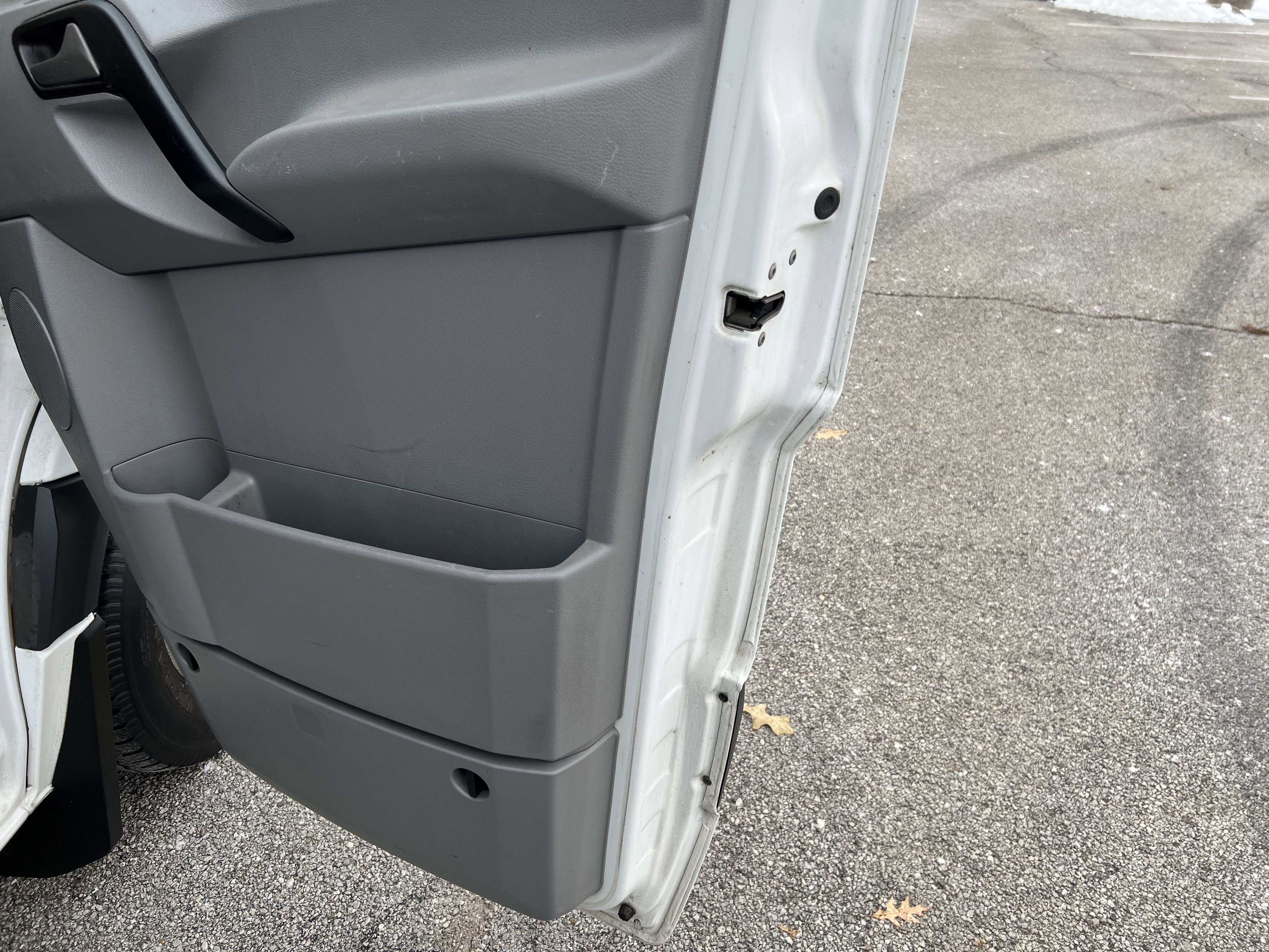 Used 2013 Freightliner Sprinter 3500 image 13