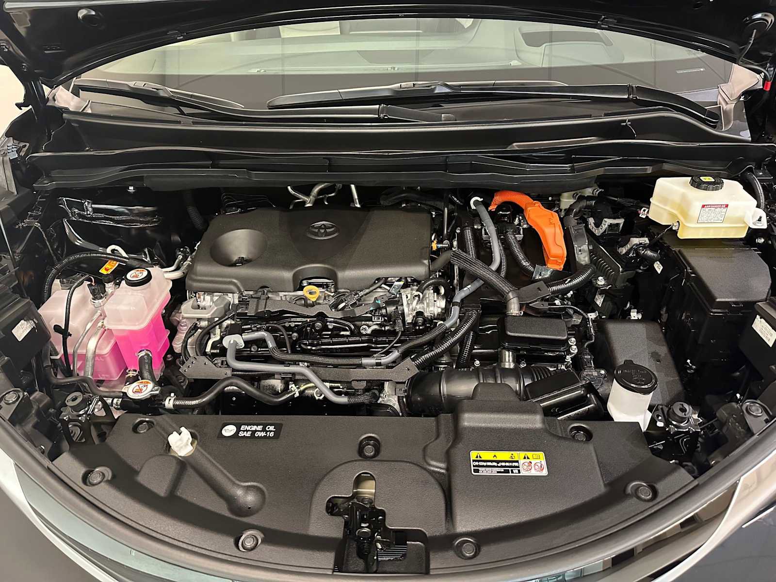 Certified 2025 Toyota Sienna Platinum image 9