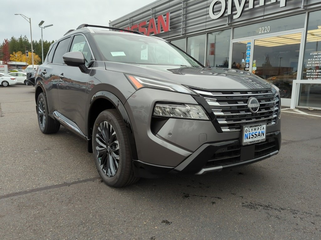 New 2026 Nissan Rogue Platinum image 7