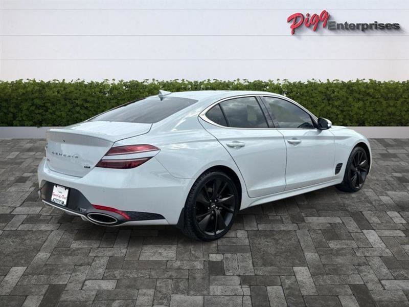Used 2022 Genesis G70 3.3T w/ Sport Advanced Package image 11