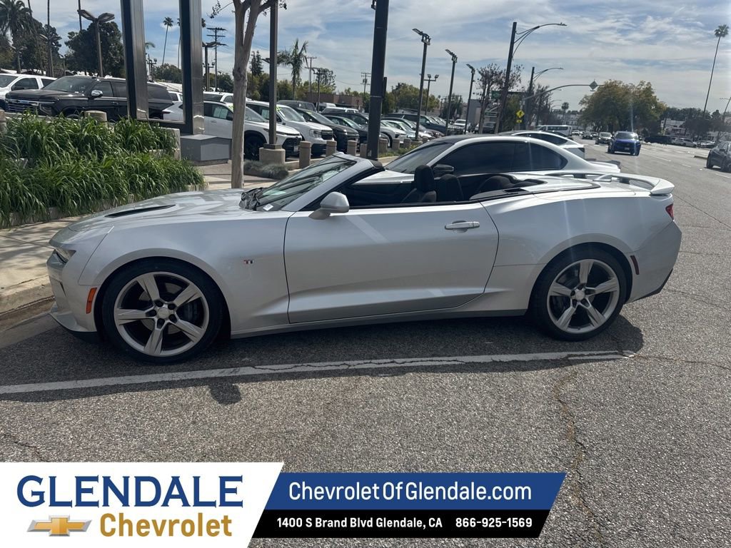 Used 2017 Chevrolet Camaro SS image 2