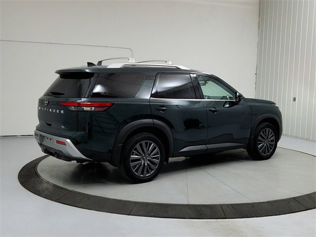 Used 2025 Nissan Pathfinder SL w/ SL Premium Package image 7