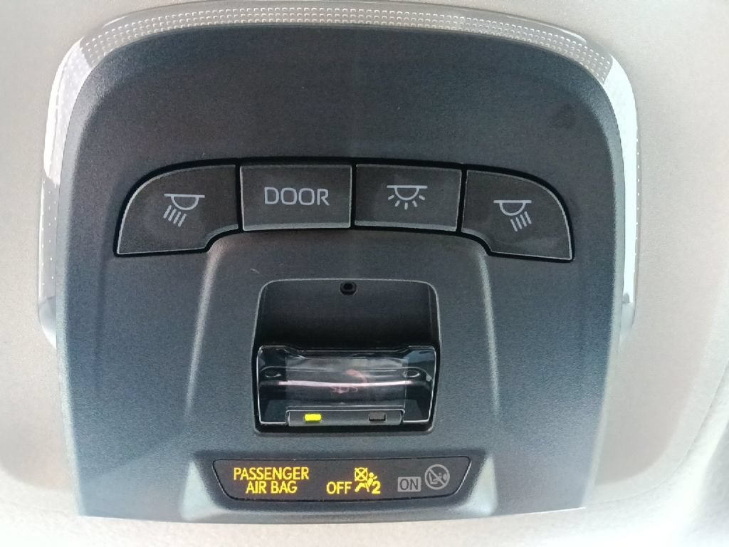 Used 2026 Toyota Corolla LE FWD image 25