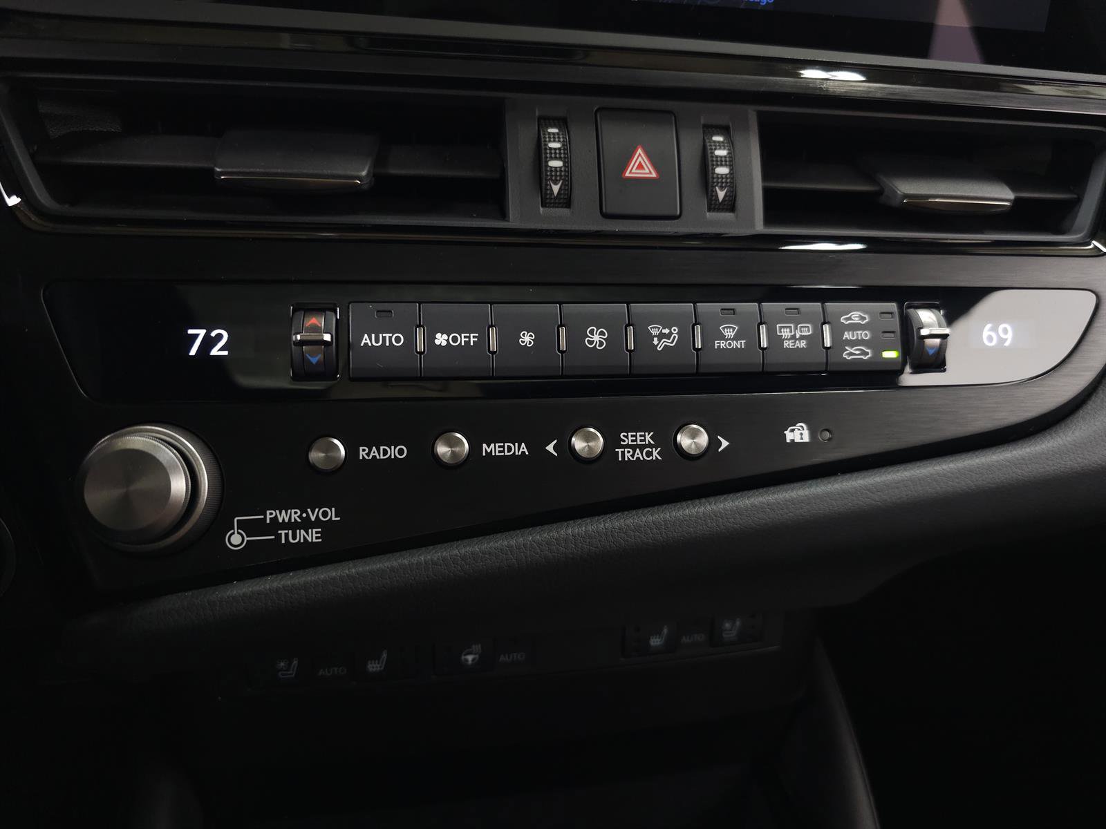 Used 2025 Lexus ES 350 Premium image 25