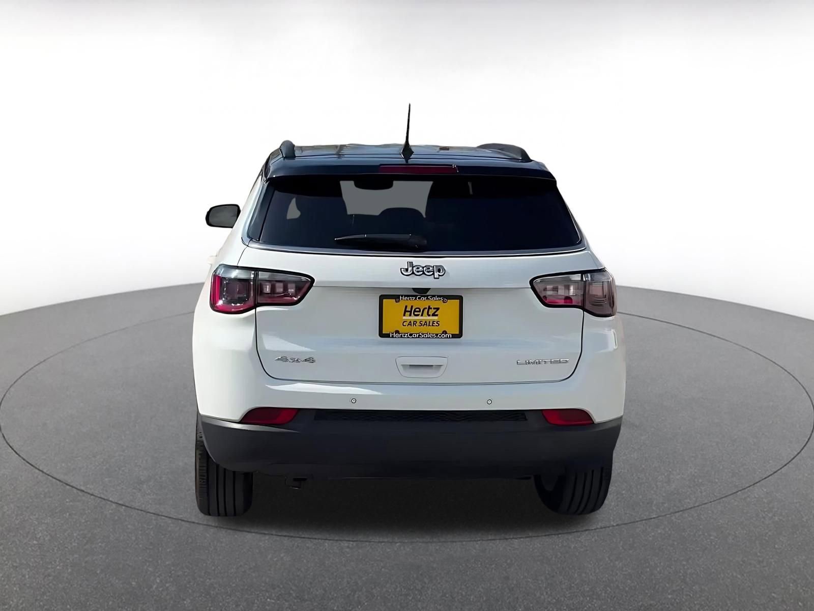 Used 2025 Jeep Compass Limited AWD/4WD image 12