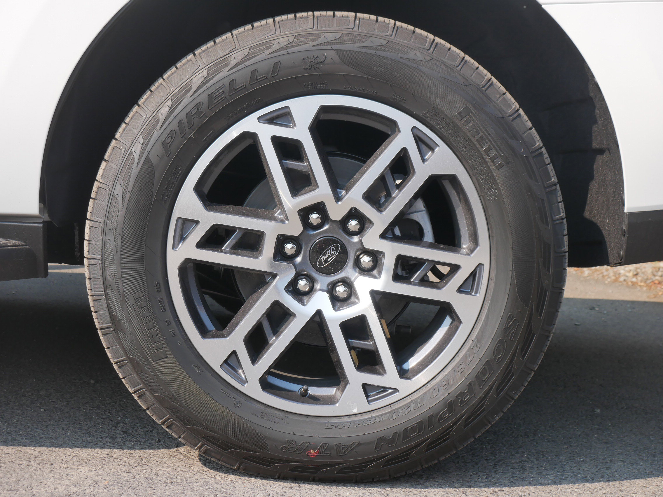 New 2025 Ford Expedition Active image 18