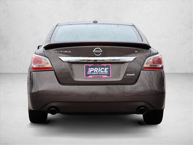 Used 2015 Nissan Altima 2.5 S w/ Special Edition Package image 6