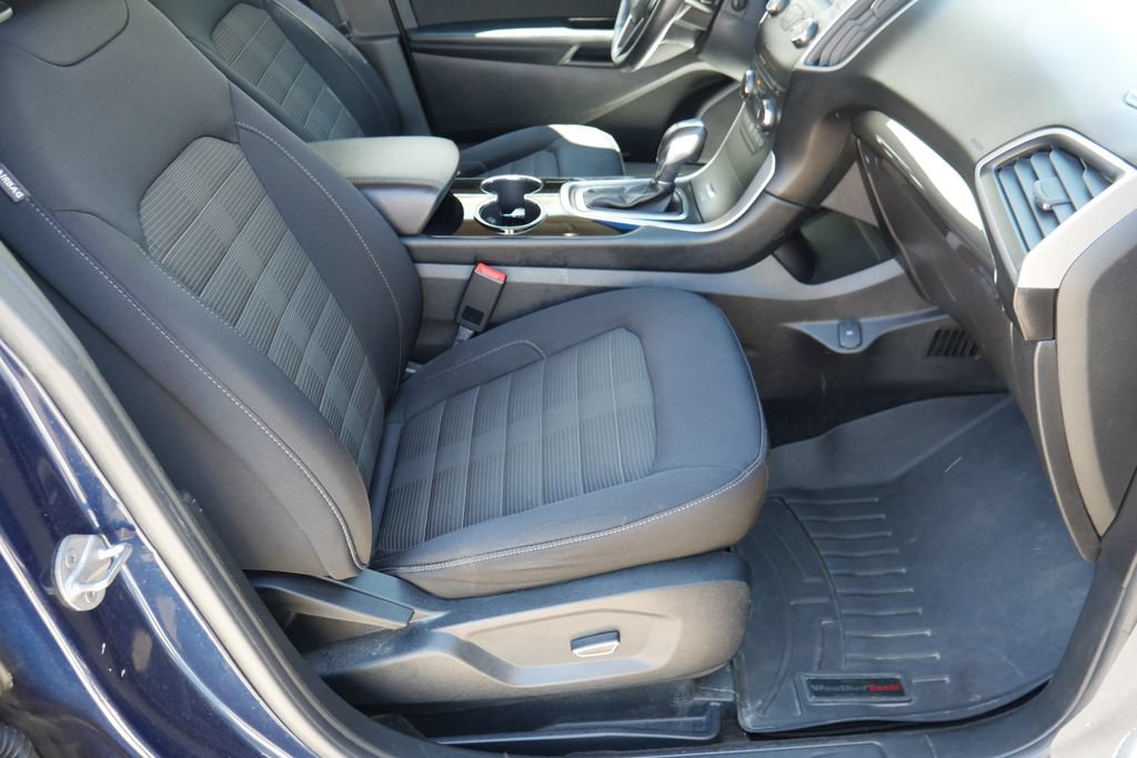 Used 2017 Ford Edge SEL AWD/4WD image 19