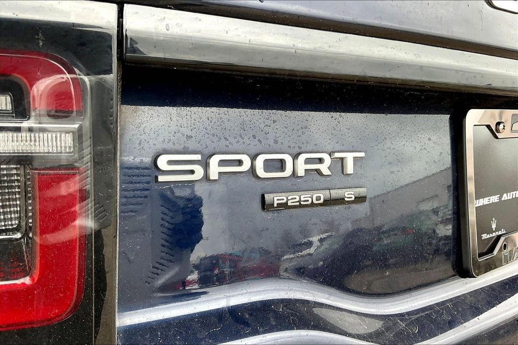 Used 2020 Land Rover Discovery Sport S image 24