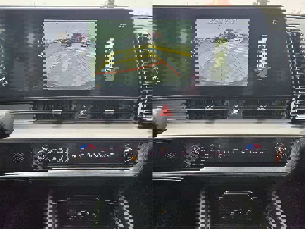 Used 2023 Kia Sportage EX image 20