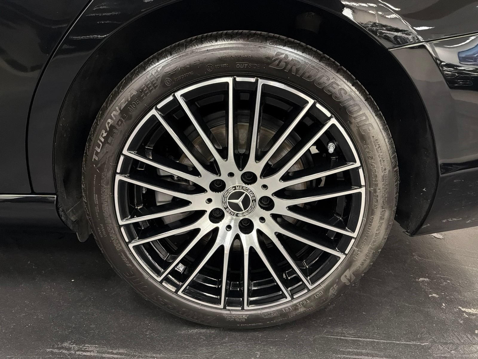 Used 2025 Mercedes-Benz C 300 Sedan image 18