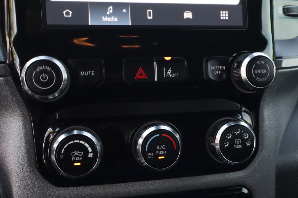 Used 2025 RAM 1500 Tradesman AWD/4WD image 32