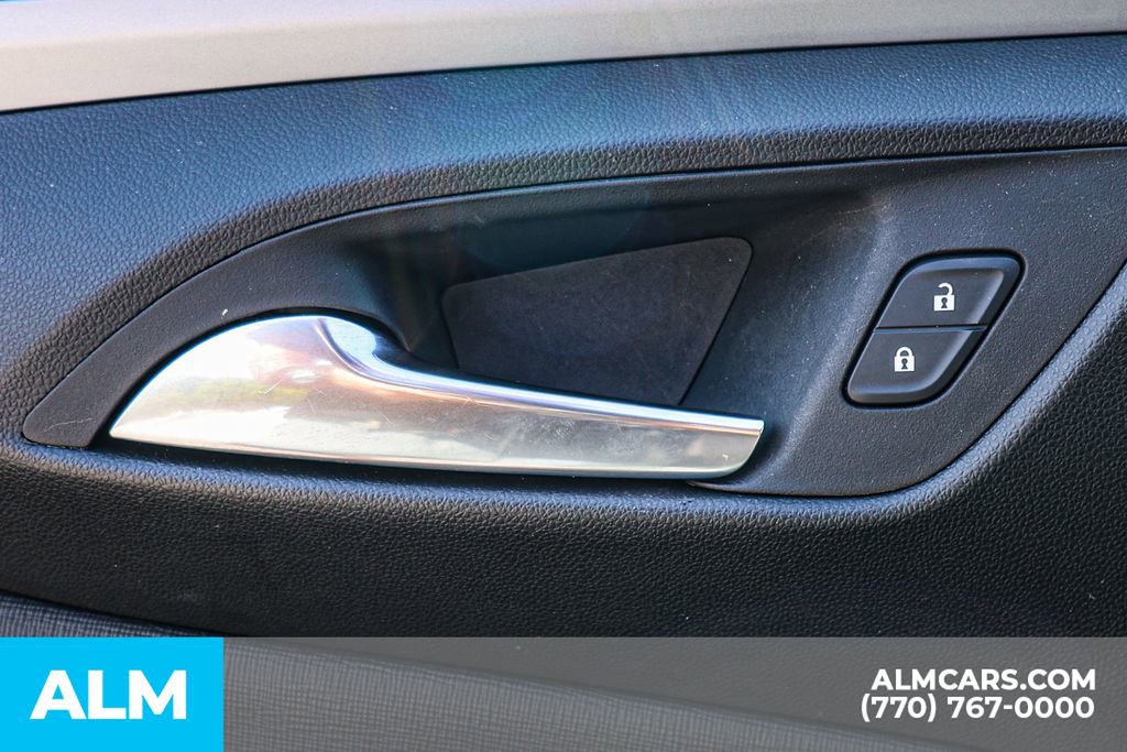 Used 2025 Buick Envista Preferred image 42