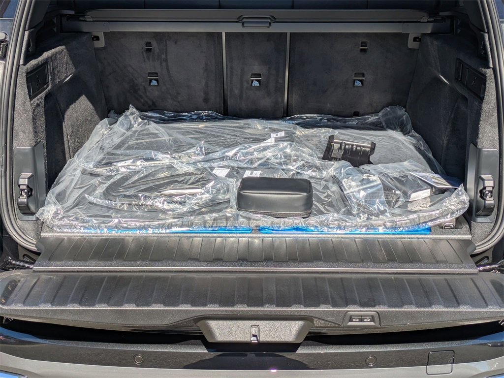 New 2026 BMW X5 xDrive50e w/ M Sport Package image 35