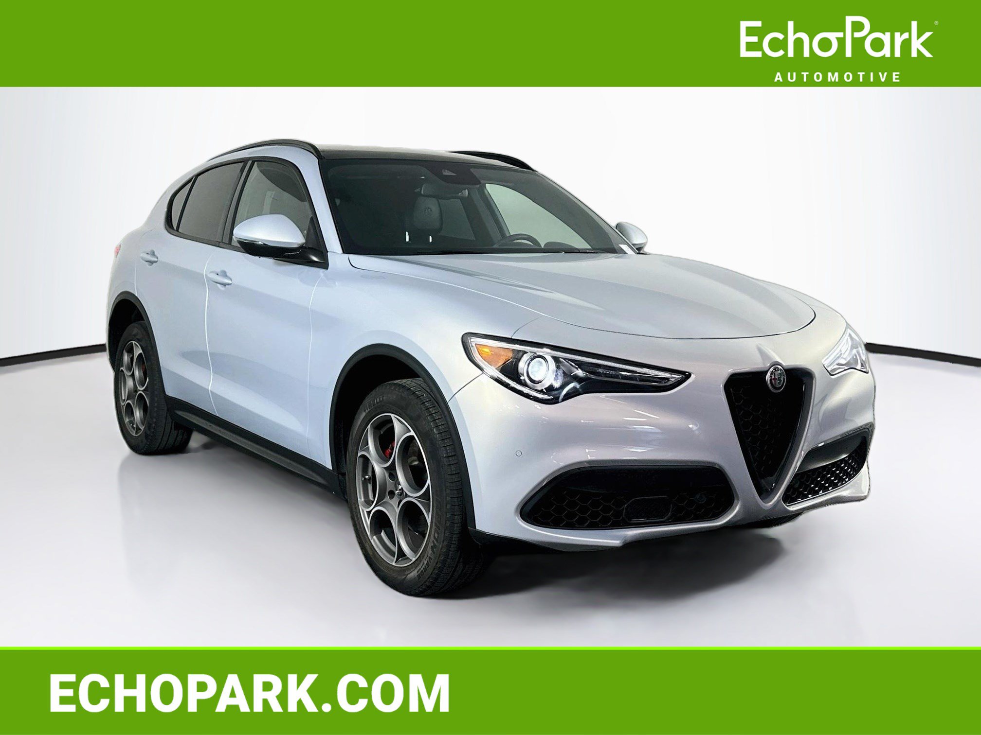 Used 2023 Alfa Romeo Stelvio Sprint RWD image 1