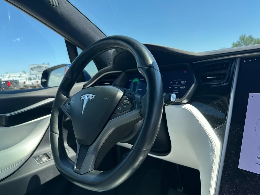 Used 2020 Tesla Model X Long Range AWD/4WD image 18