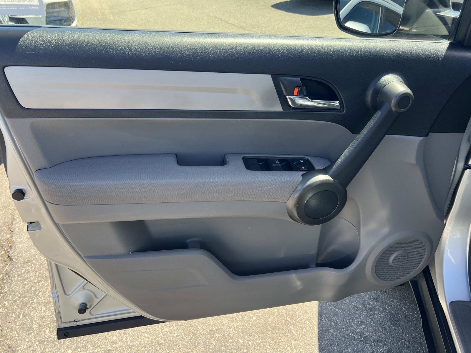 Used 2011 Honda CR-V EX image 6