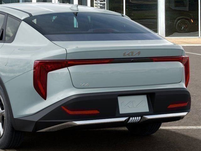 New 2026 Kia K4 FWD image 13