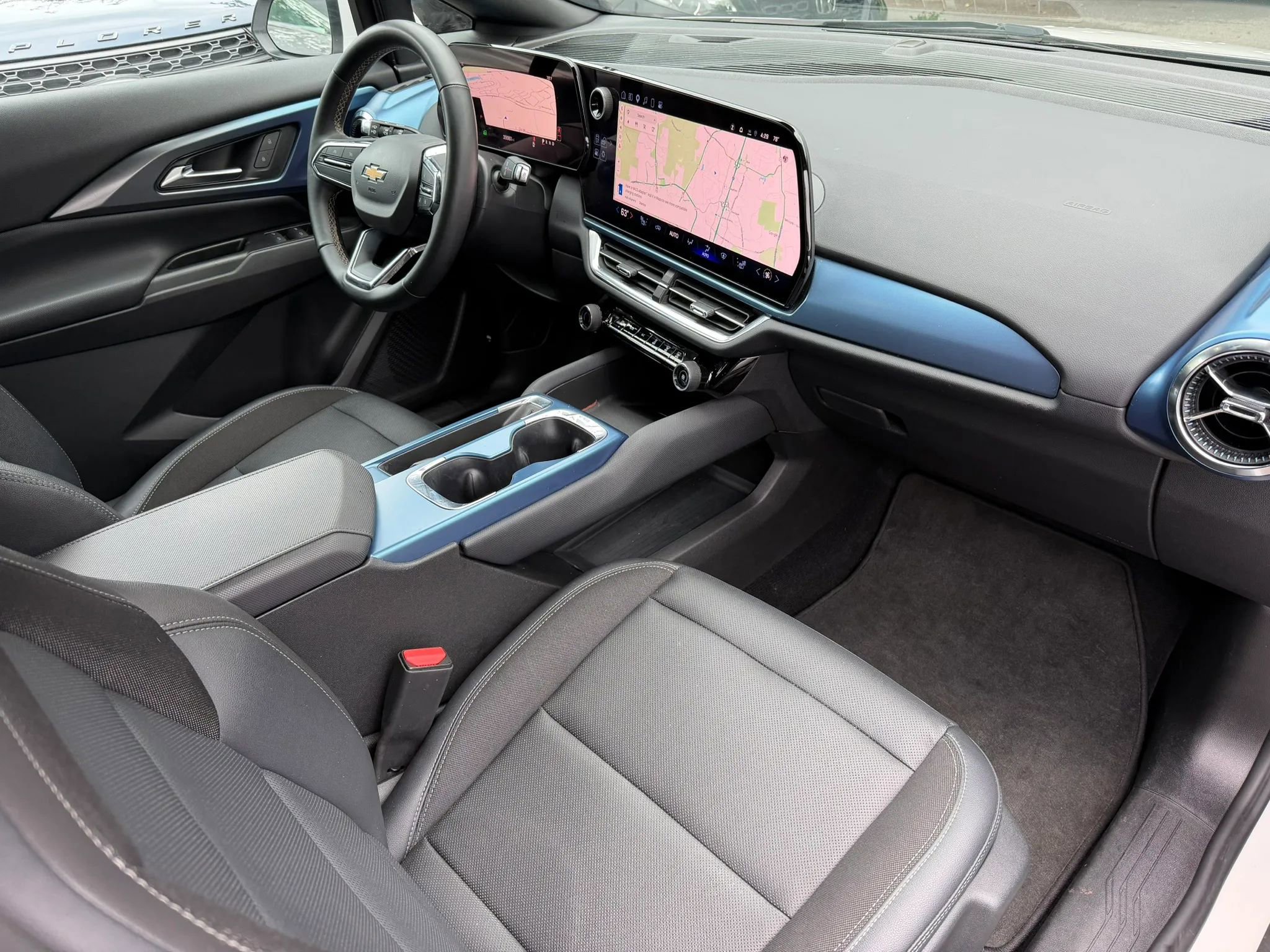 Used 2024 Chevrolet Equinox EV LT FWD image 21