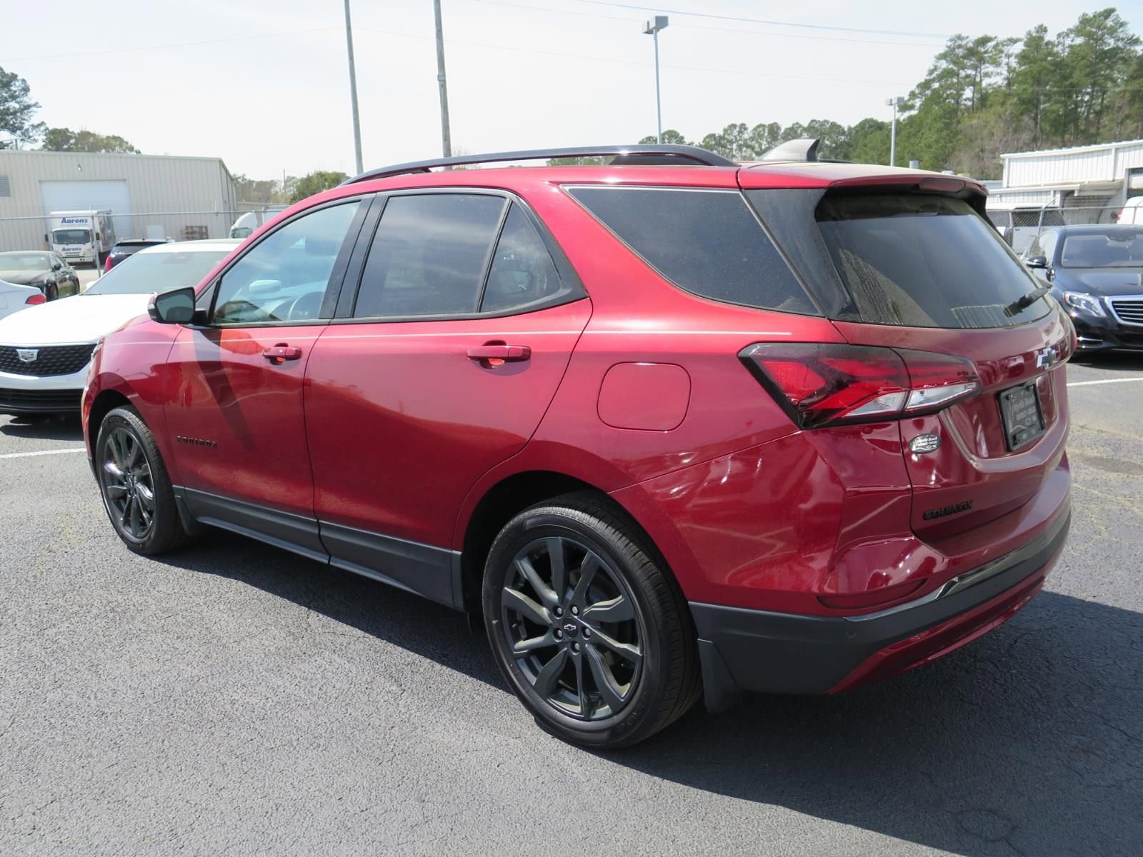 Used 2022 Chevrolet Equinox RS w/ RS Leather Package image 5